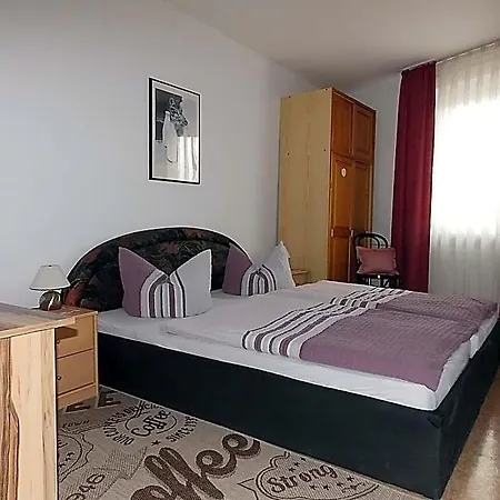 Inn Goldener Stern 2*